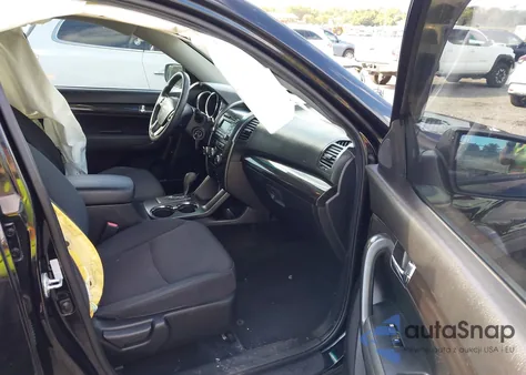 2011 Kia Sorento Lx from USA, damaged, VIN 5XYKT3A1XBG163115